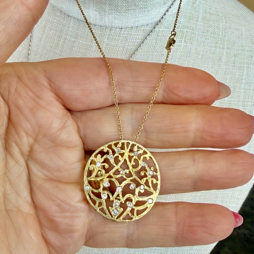 14 karat gold and diamond necklace - Picture 9 of 9